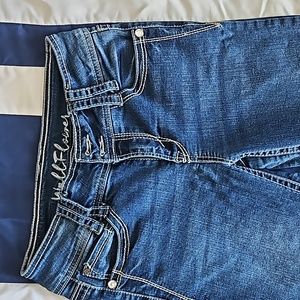 Wallflower, low rise, bootcut size 3 jeans